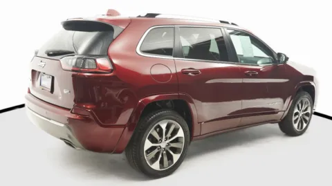 More photos of 2019 Jeep Cherokee Overland at Auto City, CA