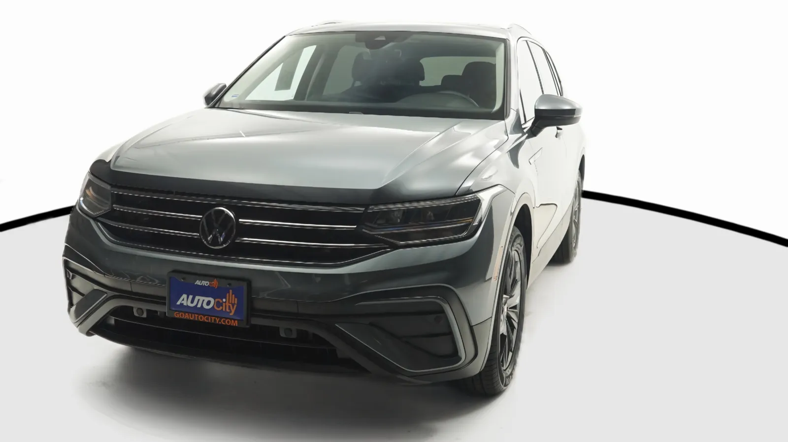 Gray 2023 Volkswagen Tiguan SE for sale in El Cajon, CA