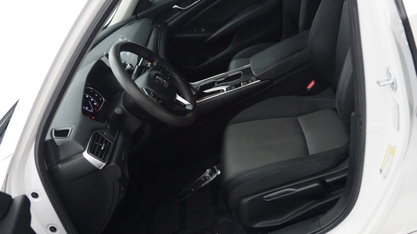 More photos of 2021 Honda Accord LX at Auto City, CA