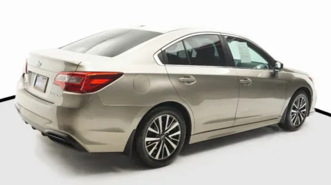 More photos of 2019 Subaru Legacy 2.5i at Auto City, CA
