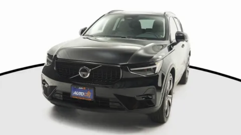 Black 2023 Volvo XC40 Plus Dark Theme for sale in El Cajon, CA