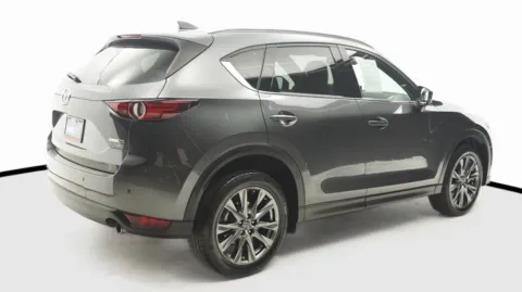 More photos of 2021 Mazda CX-5 Signature at Auto City, CA