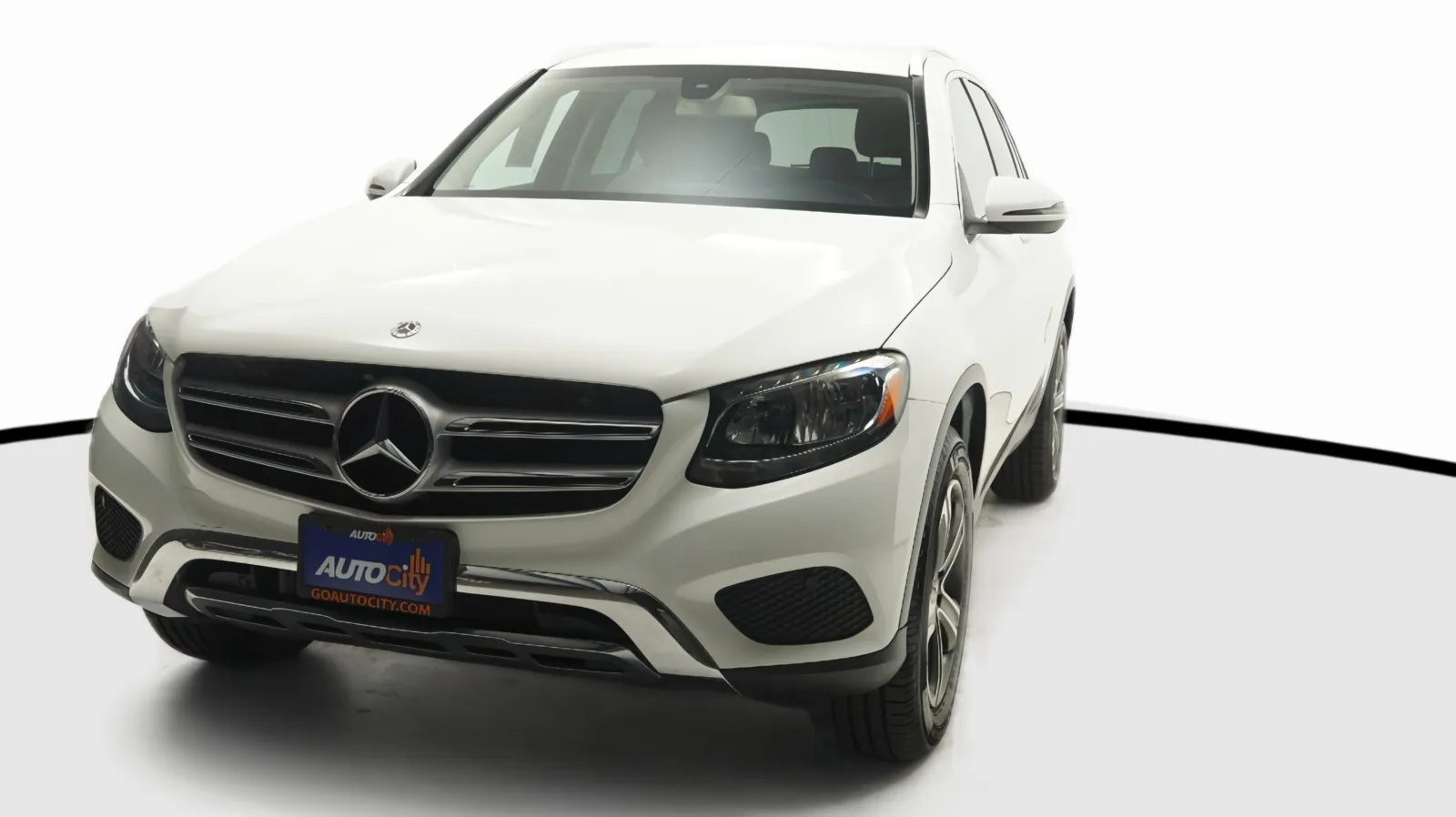 White 2018 Mercedes-Benz GLC 300 for sale in El Cajon, CA
