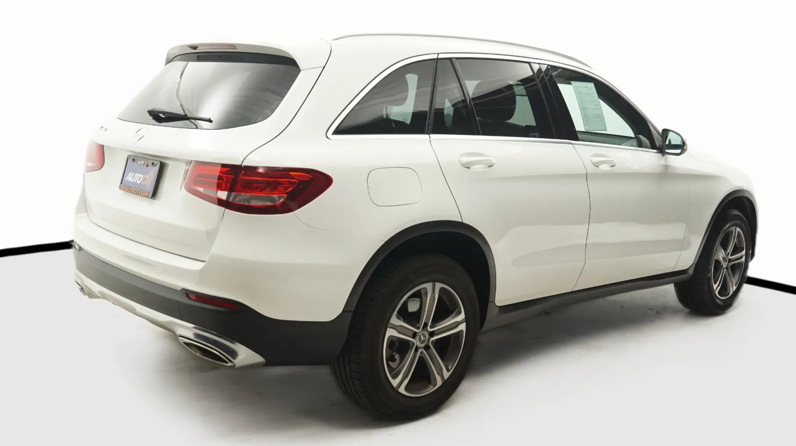 More photos of 2018 Mercedes-Benz GLC 300 at Auto City, CA