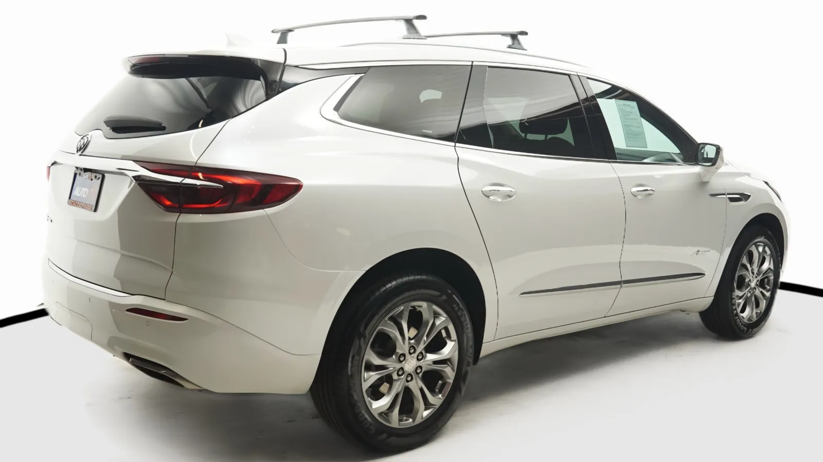 More photos of 2021 Buick Enclave Avenir at Auto City, CA