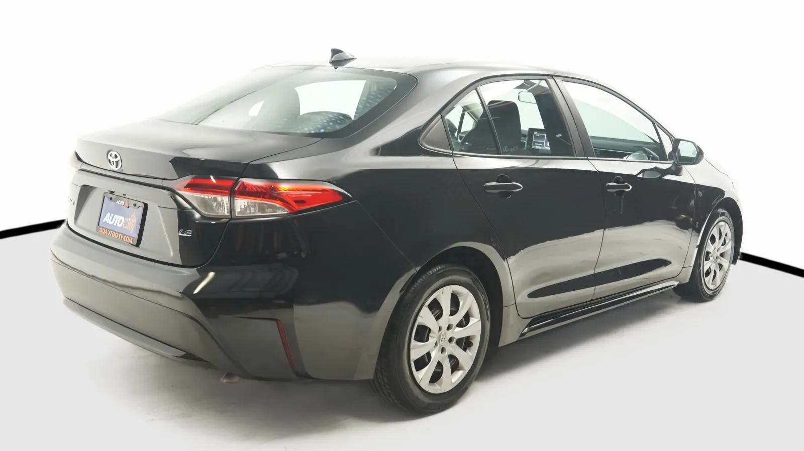 More photos of 2021 Toyota Corolla LE at Auto City, CA