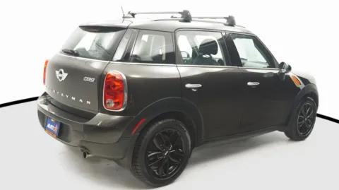 More photos of 2016 Mini Cooper Countryman Cooper at Auto City, CA