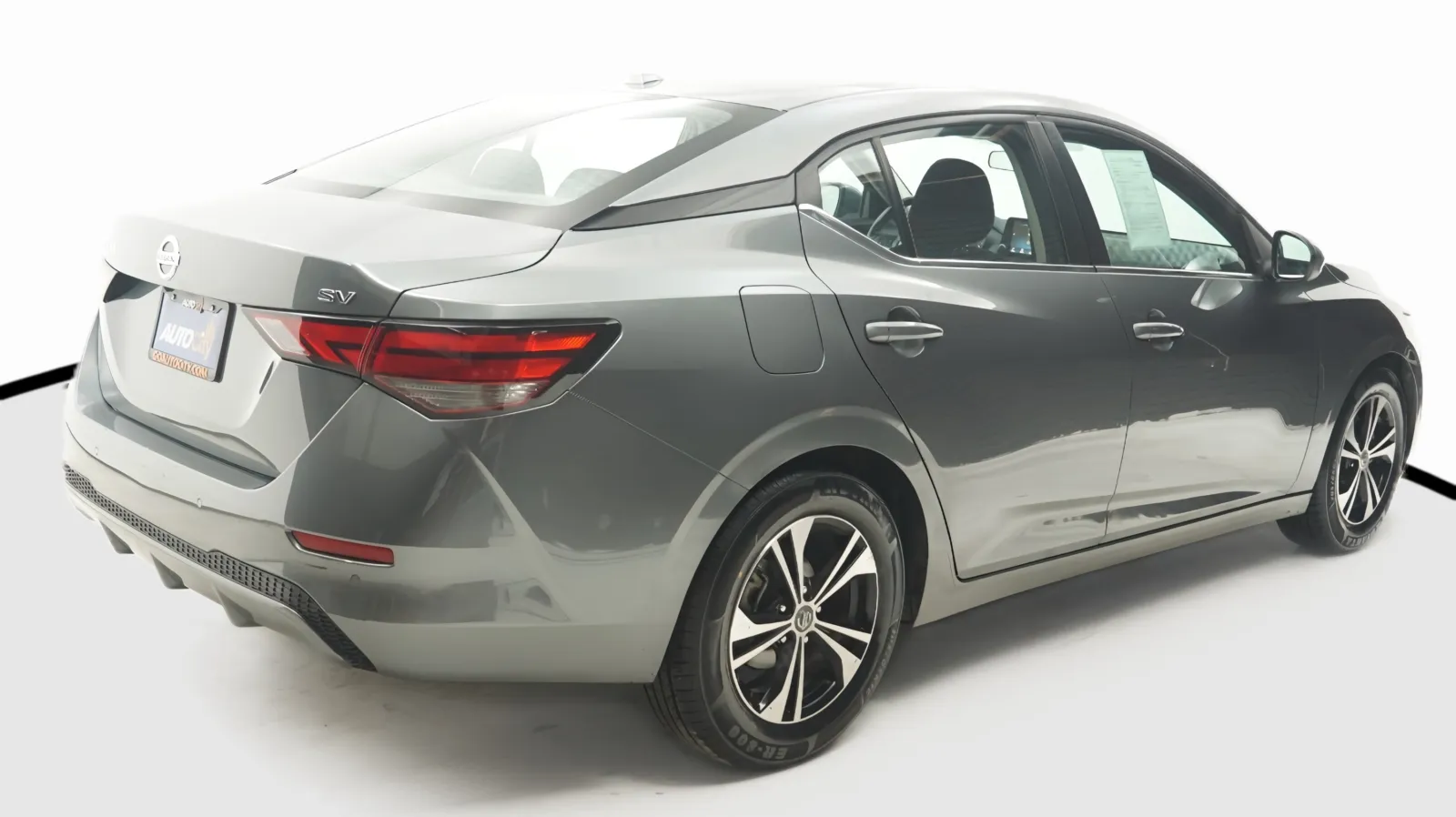 More photos of 2023 Nissan Sentra SV at Auto City, CA