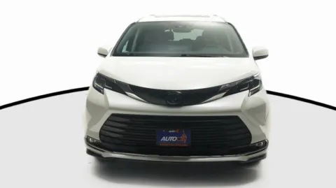 Another view of 2021 Toyota Sienna XLE for sale in El Cajon, CA at Auto City