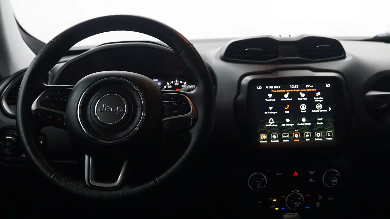 More photos of 2022 Jeep Renegade Limited at Auto City, CA