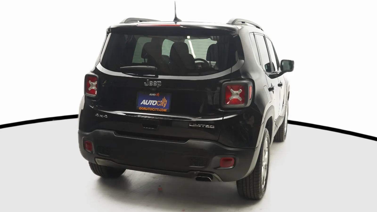 Jeep Renegade photo 8