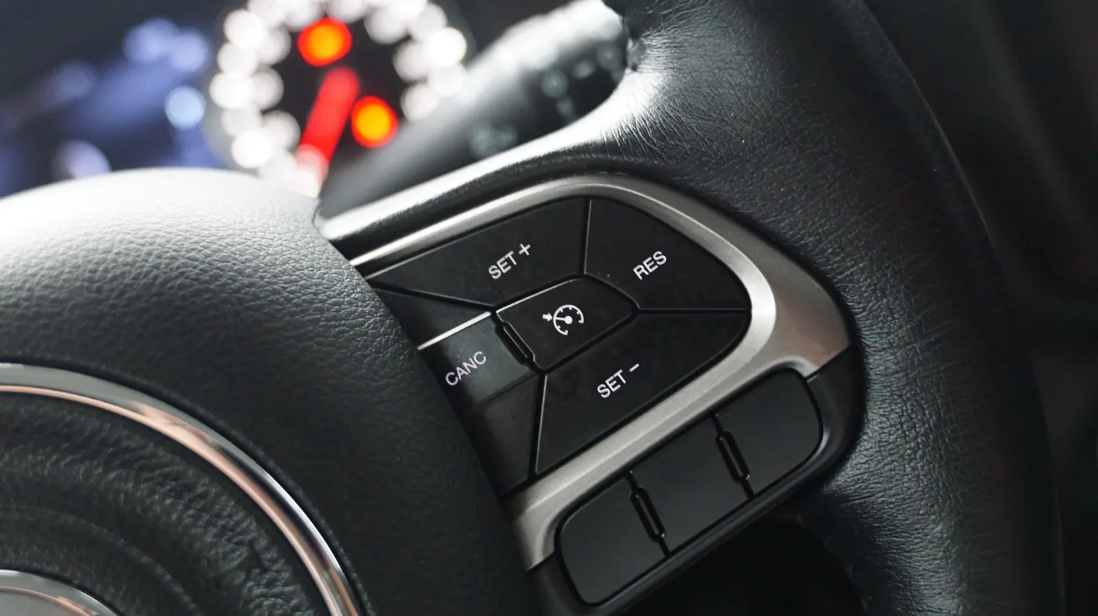 Jeep Renegade photo 18