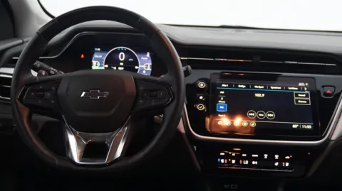 More photos of 2023 Chevrolet Bolt EUV Premier at Auto City, CA