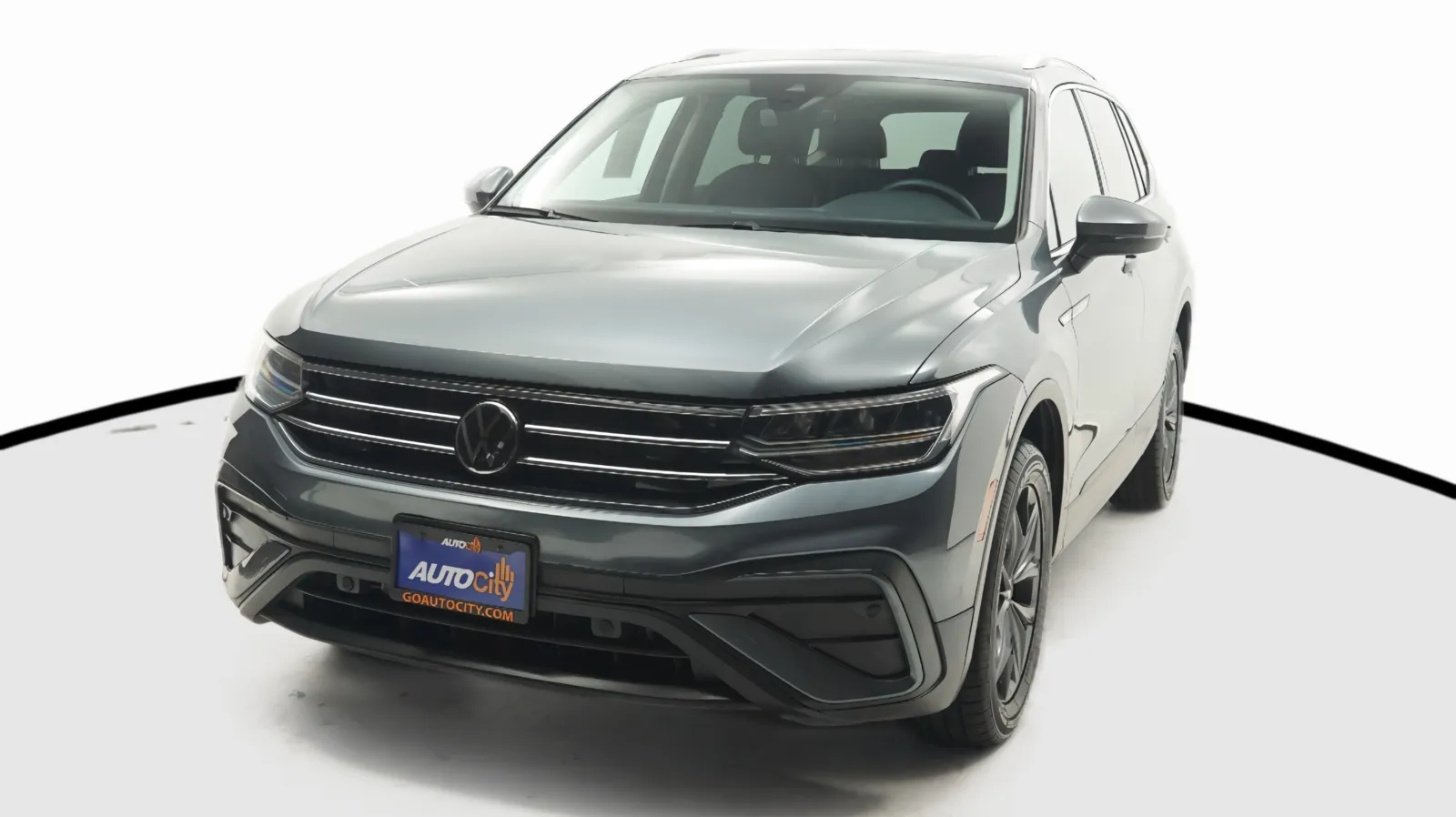 Gray 2024 Volkswagen Tiguan SE for sale in El Cajon, CA