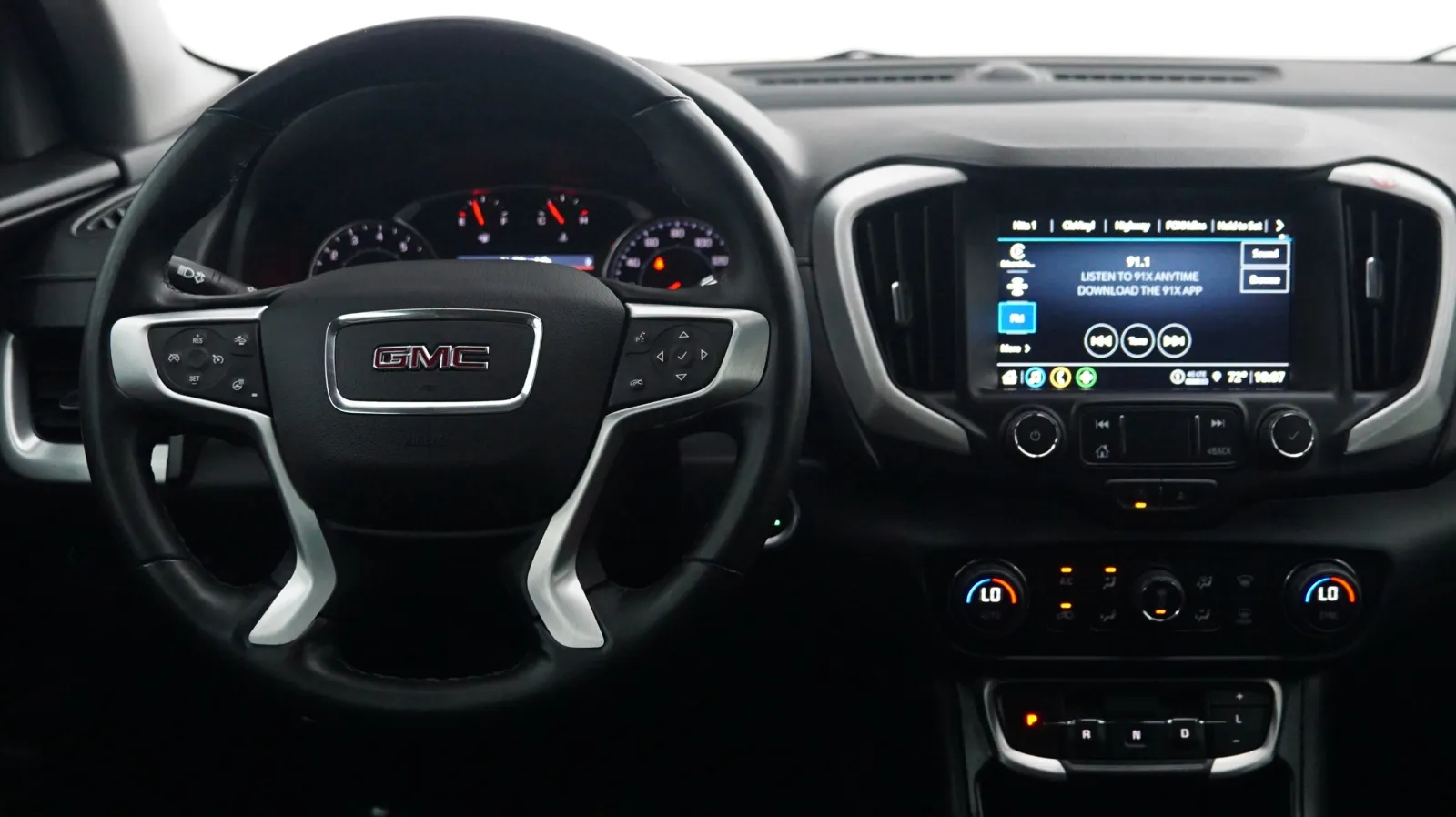 More photos of 2023 GMC Terrain SLT at Auto City, CA