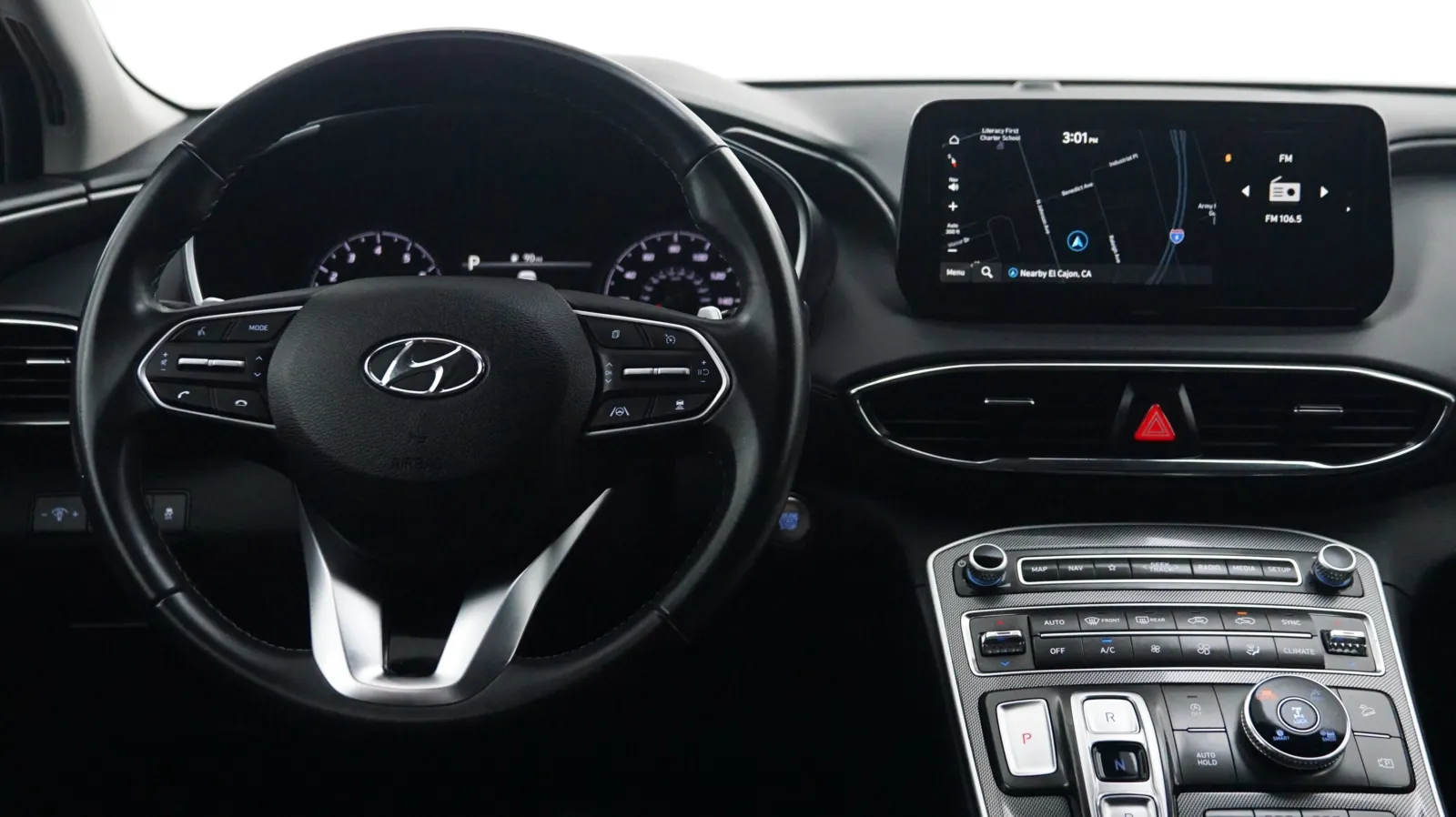 More photos of 2023 Hyundai Santa Fe SEL at Auto City, CA