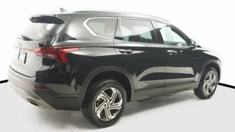More photos of 2023 Hyundai Santa Fe SEL at Auto City, CA