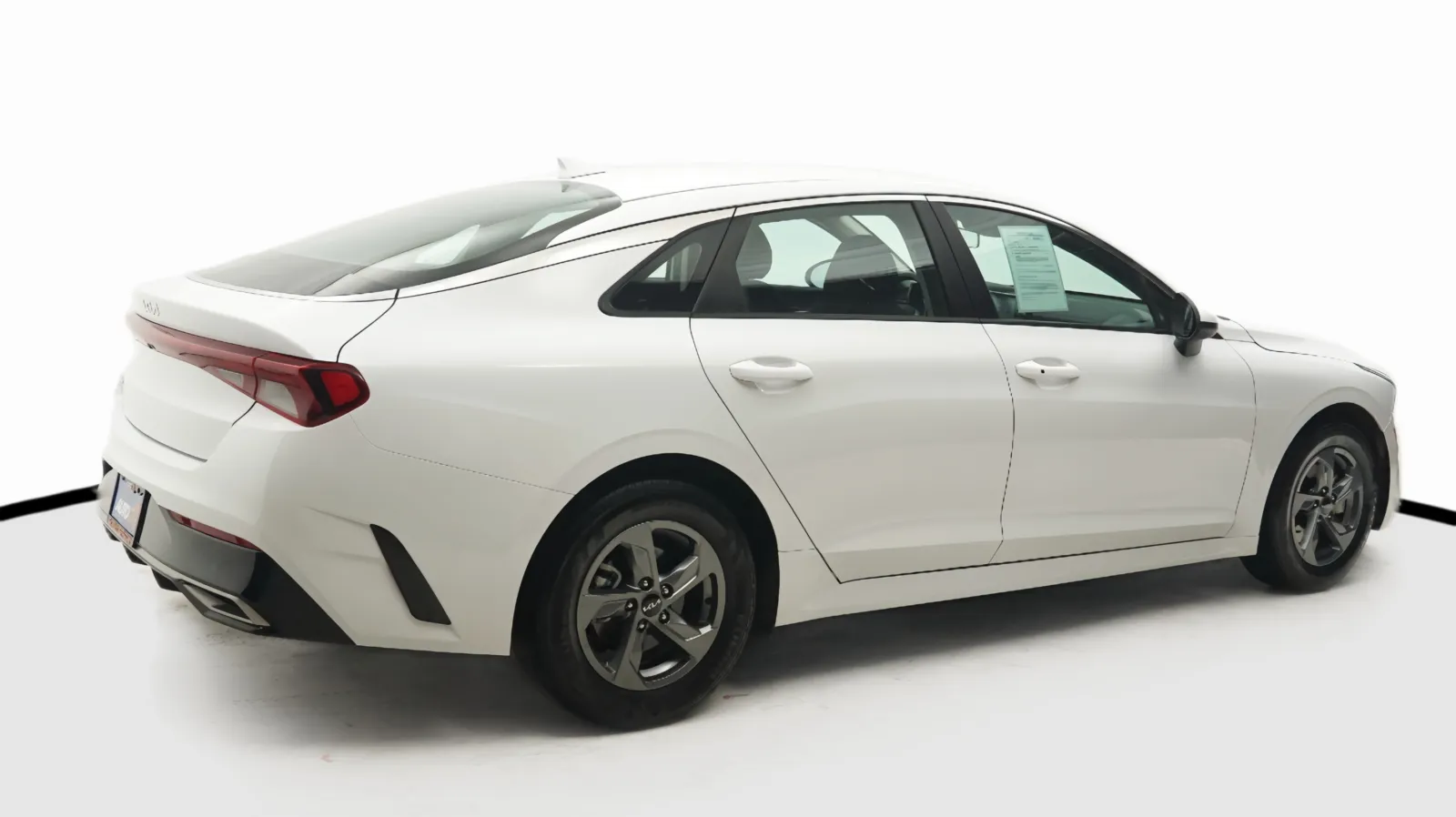 More photos of 2023 Kia K5 LXS at Auto City, CA