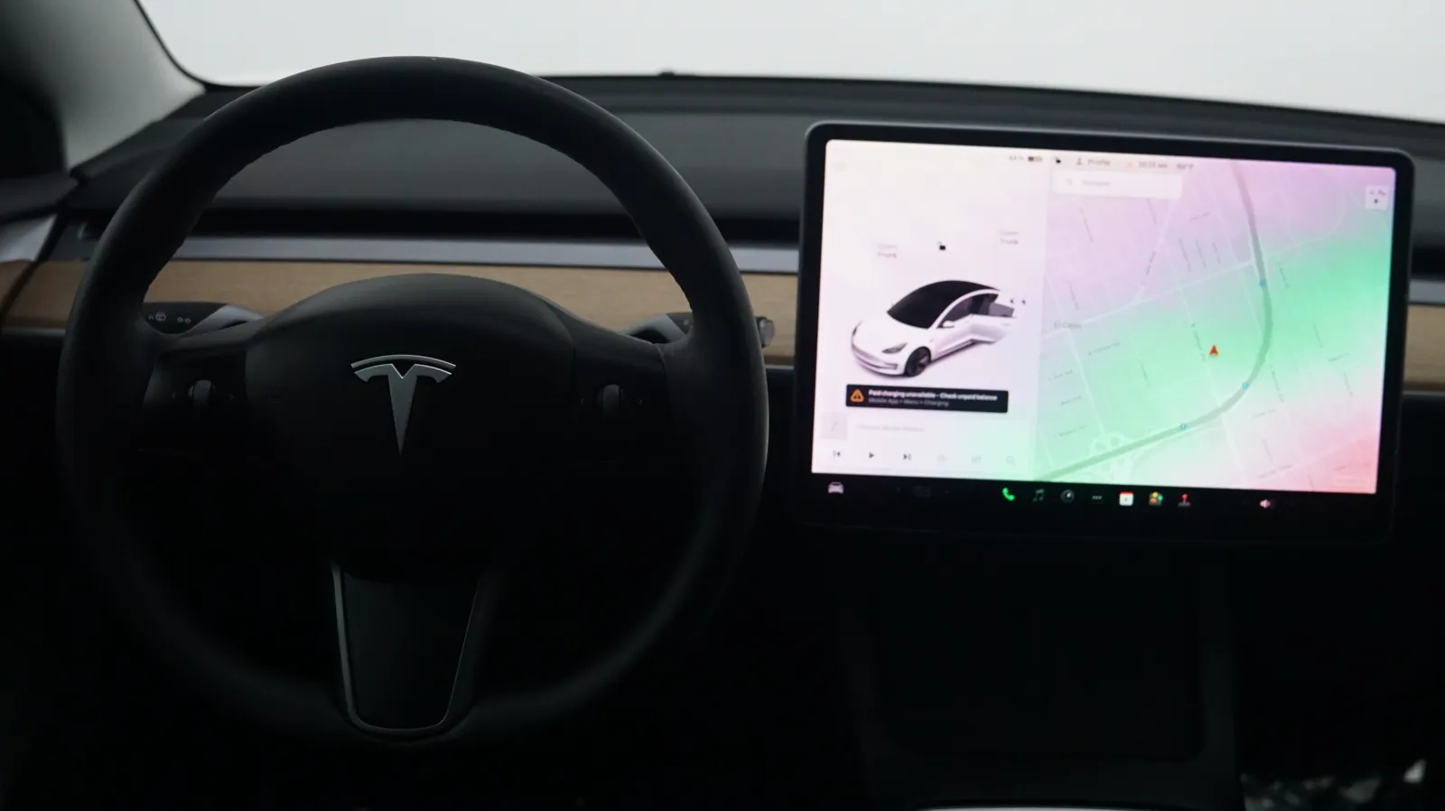 More photos of 2022 Tesla Model 3 Long Range at Auto City, CA