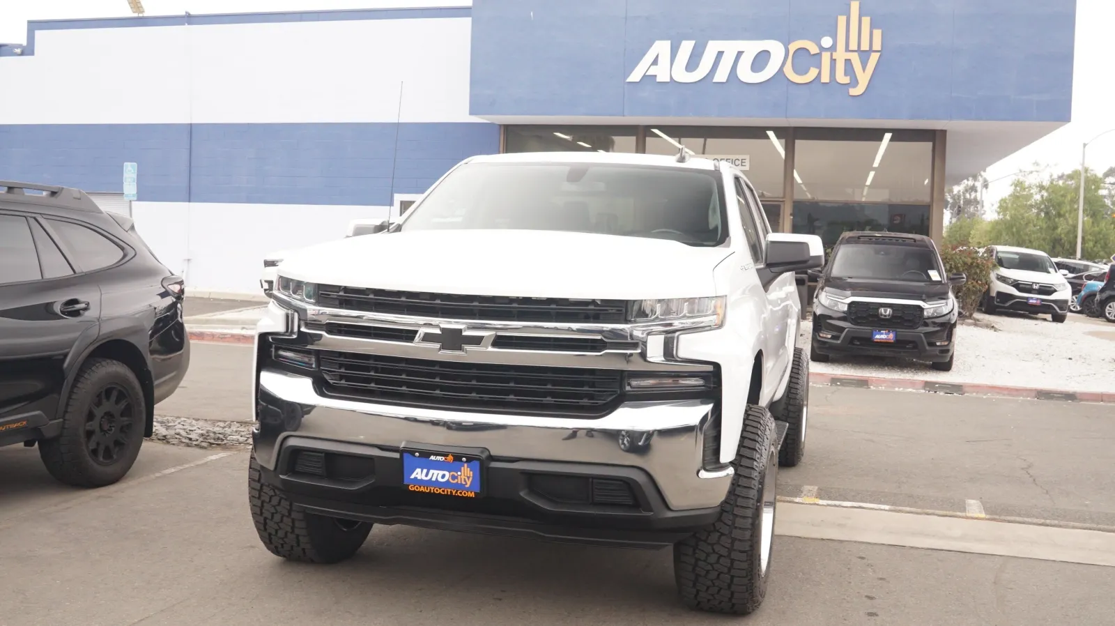 White 2020 Chevrolet Silverado 1500 LT for sale in El Cajon, CA