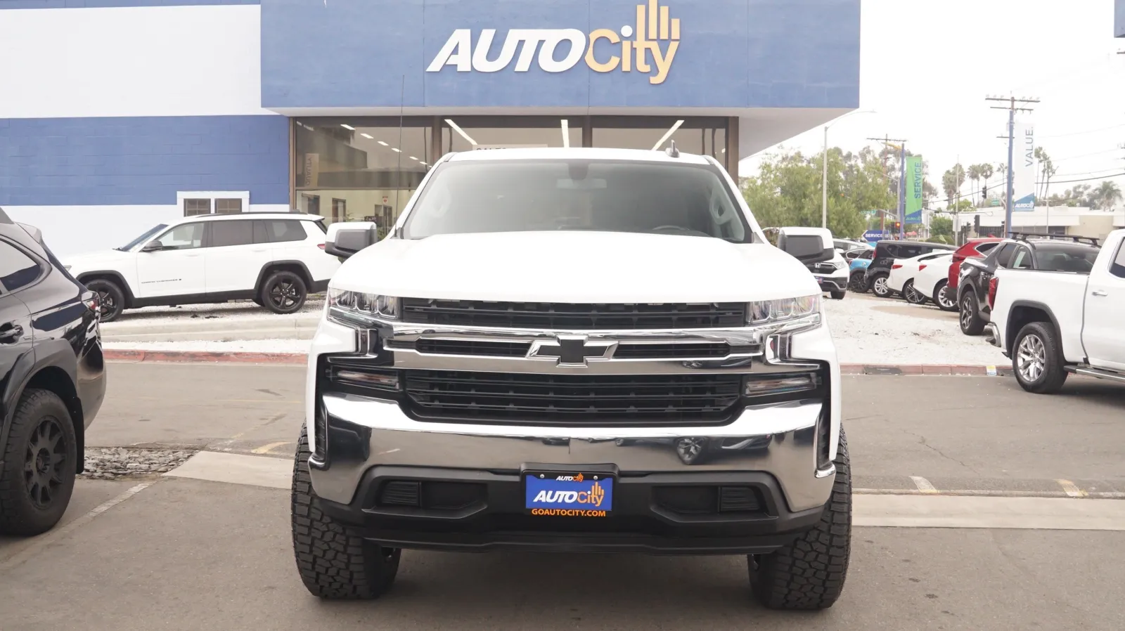 Another view of 2020 Chevrolet Silverado 1500 LT for sale in El Cajon, CA at Auto City