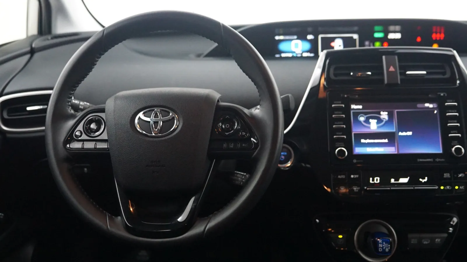 More photos of 2021 Toyota Prius Prime LE at Auto City, CA