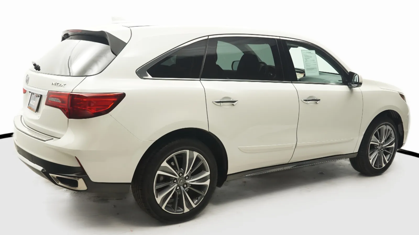 More photos of 2017 Acura MDX w/Technology Pkg at Auto City, CA