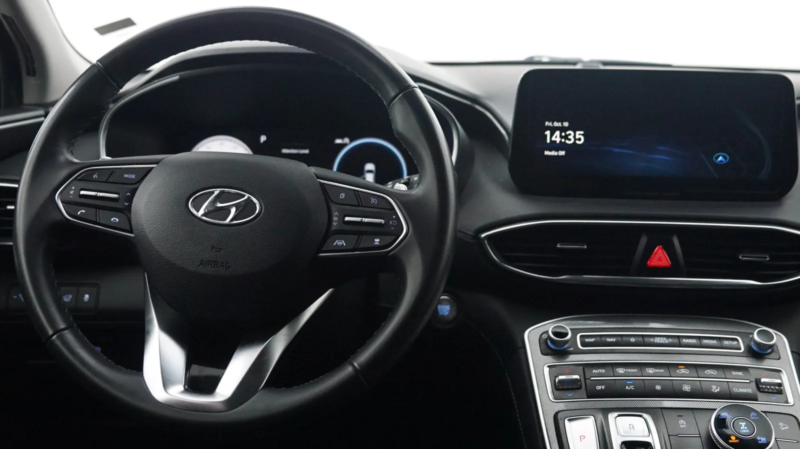More photos of 2023 Hyundai Santa Fe SEL at Auto City, CA