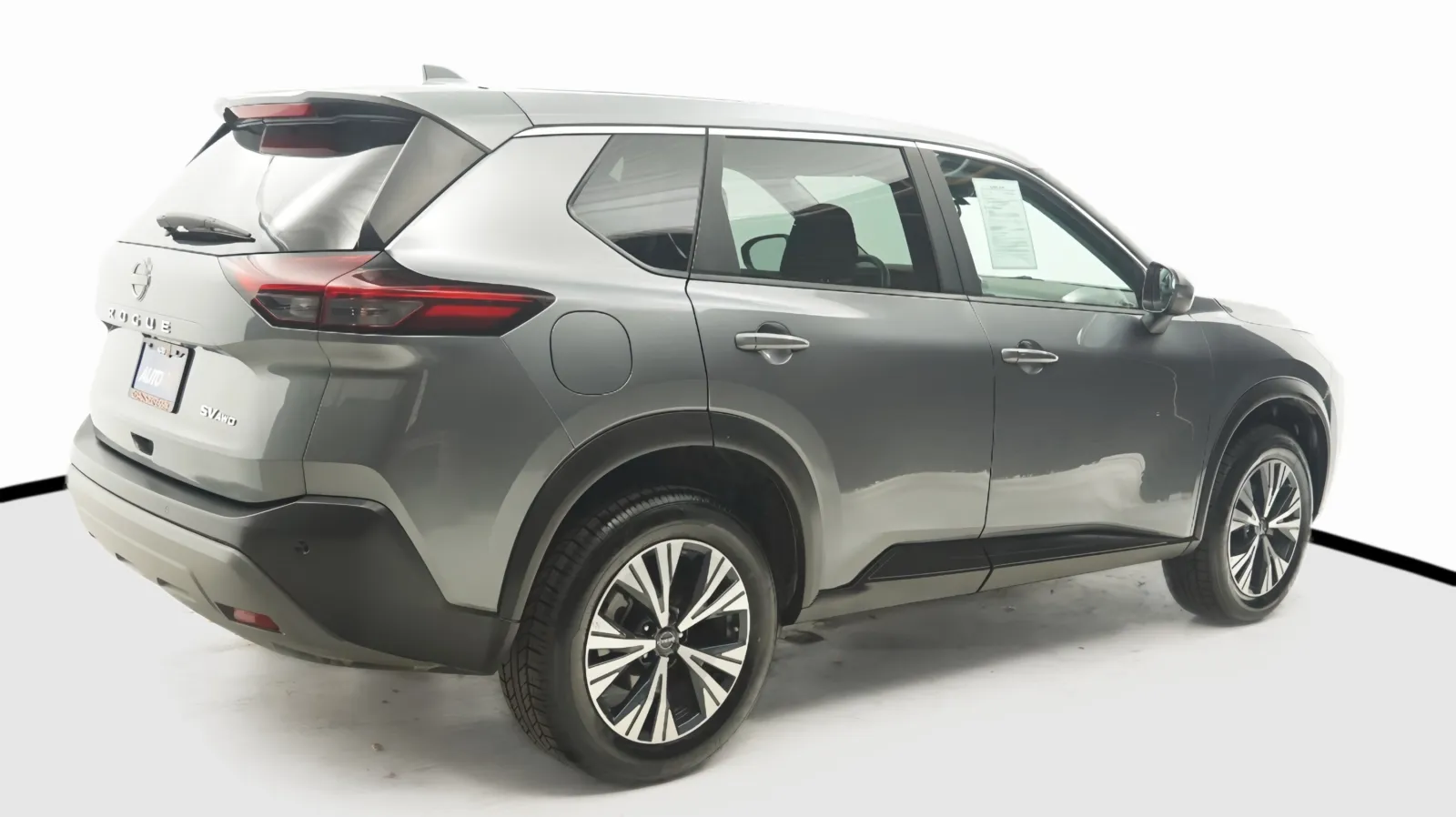 More photos of 2023 Nissan Rogue SV at Auto City, CA