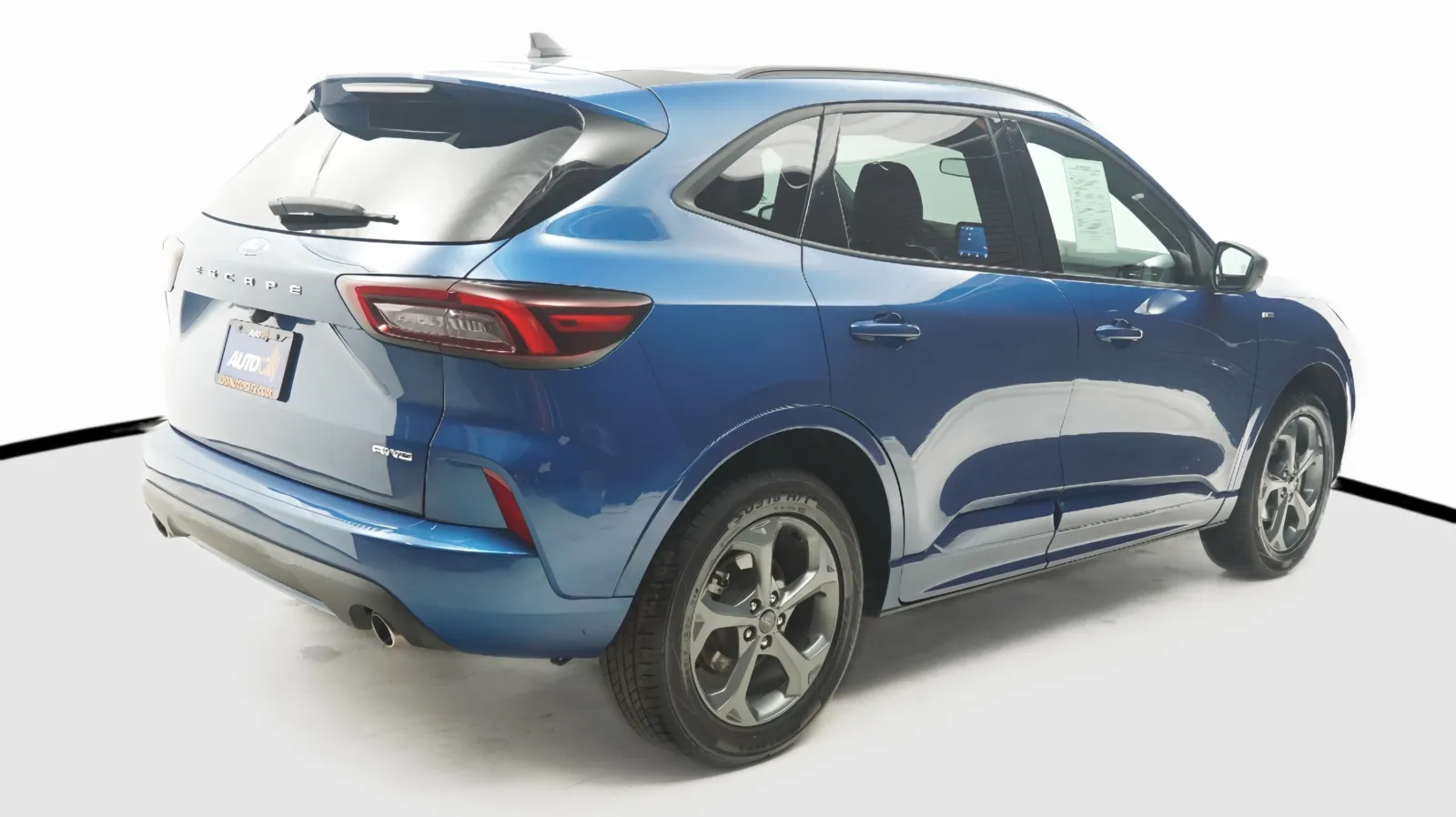 More photos of 2023 Ford Escape ST-Line at Auto City, CA