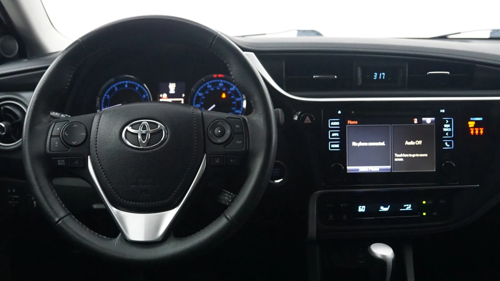 More photos of 2018 Toyota Corolla L at Auto City, CA