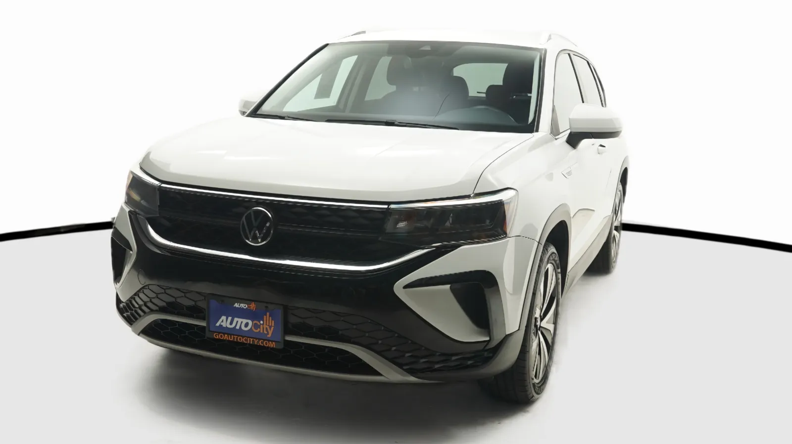 White 2024 Volkswagen Taos SE for sale in El Cajon, CA