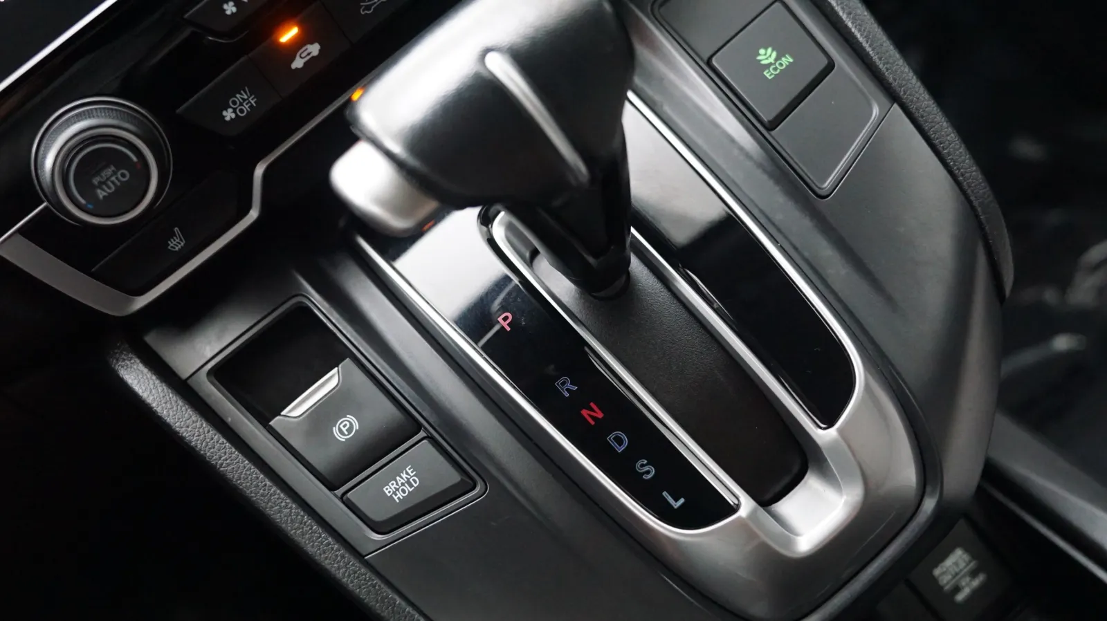 Honda CR-V photo 16