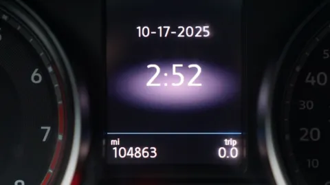 Photos of 2021 Volkswagen Atlas 3.6L V6 SE w/Technology for sale in El Cajon, CA at Auto City