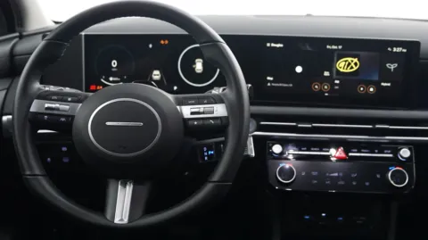 More photos of 2025 Hyundai Tucson Hybrid SEL Convenience at Auto City, CA