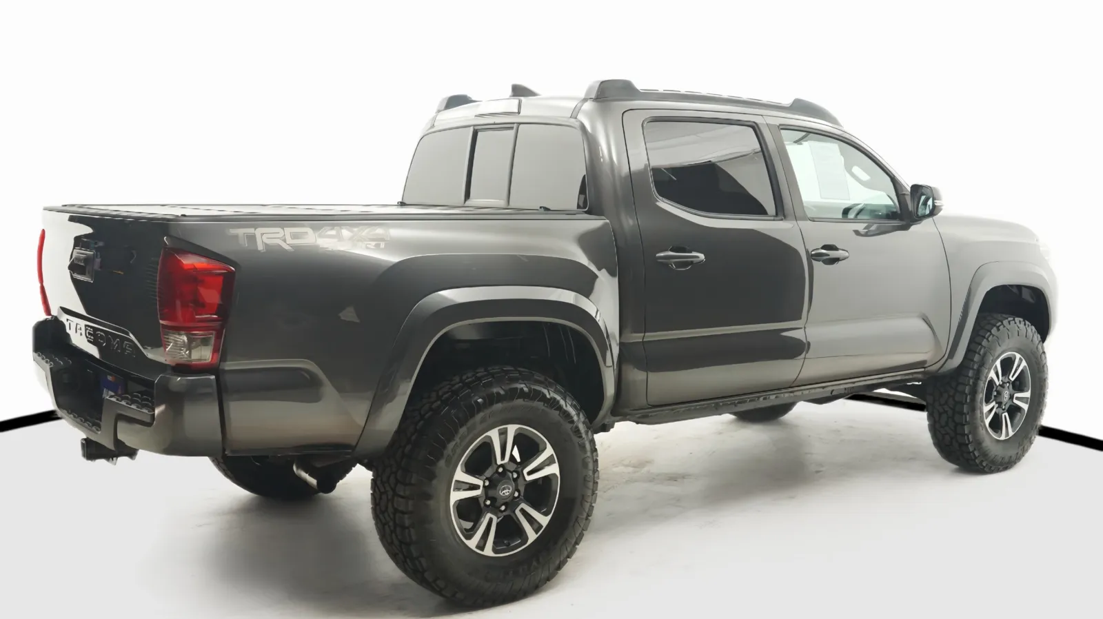 More photos of 2016 Toyota Tacoma TRD Sport at Auto City, CA