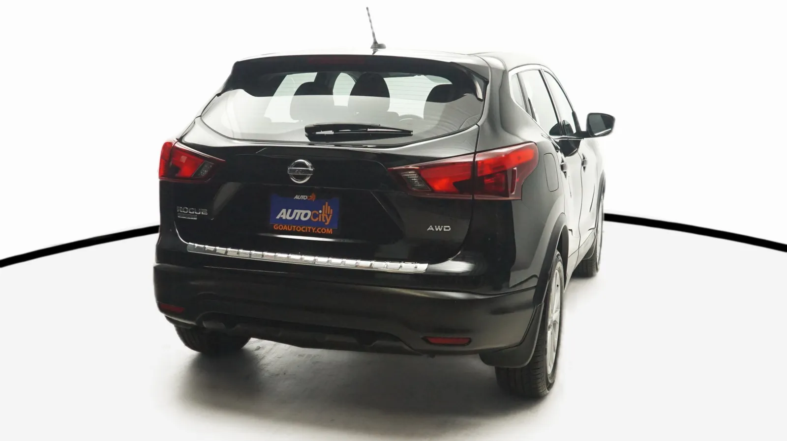 More photos of 2019 Nissan Rogue Sport S at Auto City, CA
