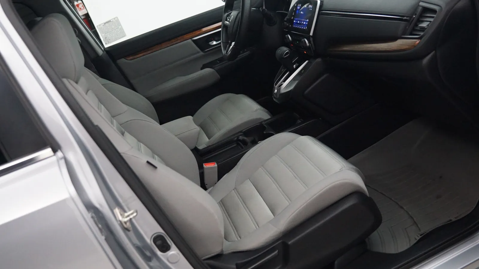 More photos of 2019 Honda CR-V EX at Auto City, CA