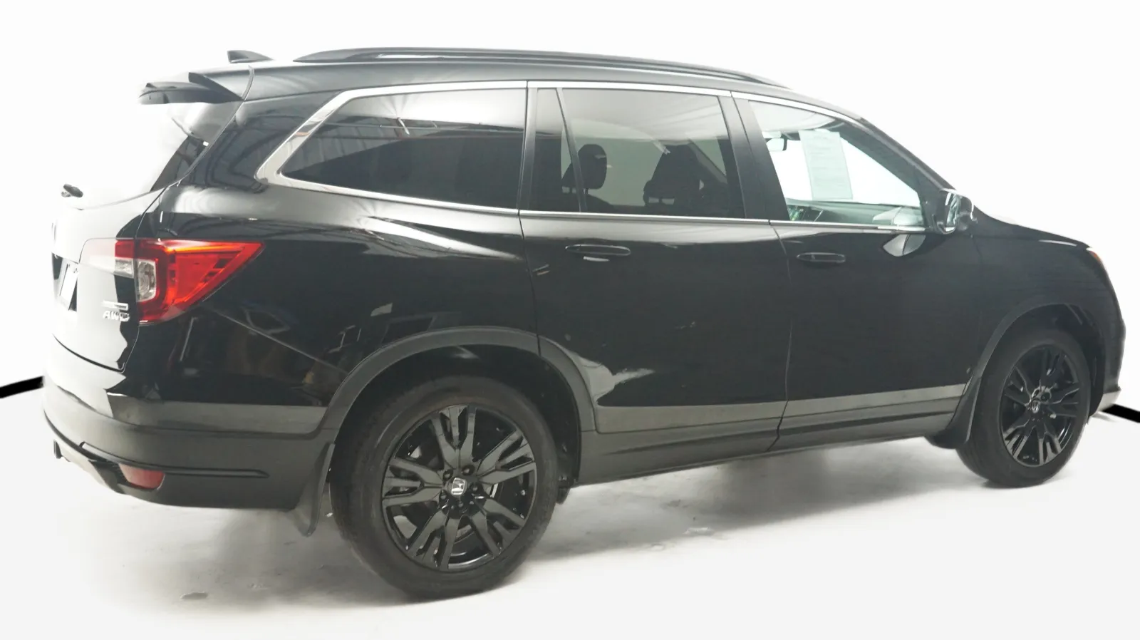 More photos of 2021 Honda Pilot Special Edition at Auto City, CA