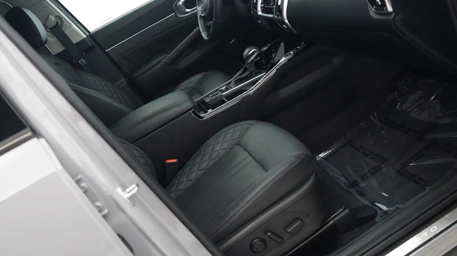 More photos of 2023 Kia Sorento SX Prestige at Auto City, CA