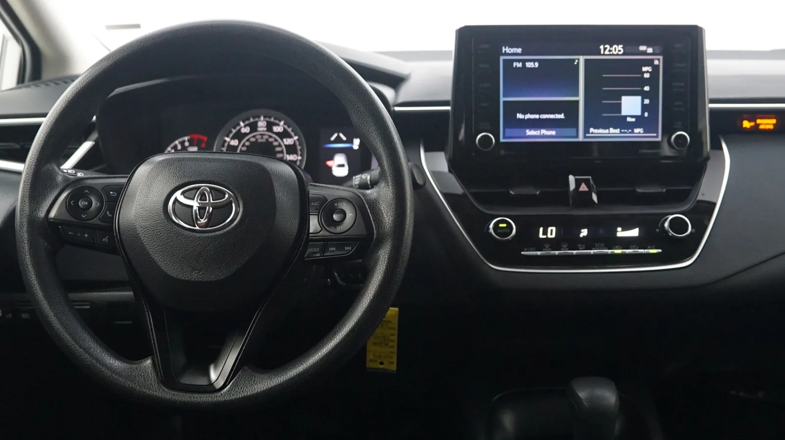 More photos of 2022 Toyota Corolla LE at Auto City, CA