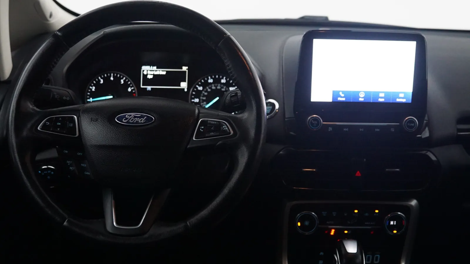 More photos of 2020 Ford EcoSport Titanium at Auto City, CA