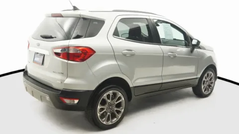 More photos of 2020 Ford EcoSport Titanium at Auto City, CA