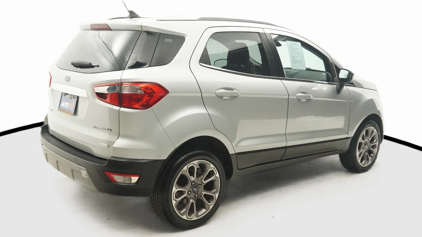 More photos of 2020 Ford EcoSport Titanium at Auto City, CA