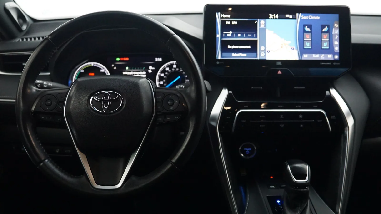 More photos of 2021 Toyota Venza Limited at Auto City, CA