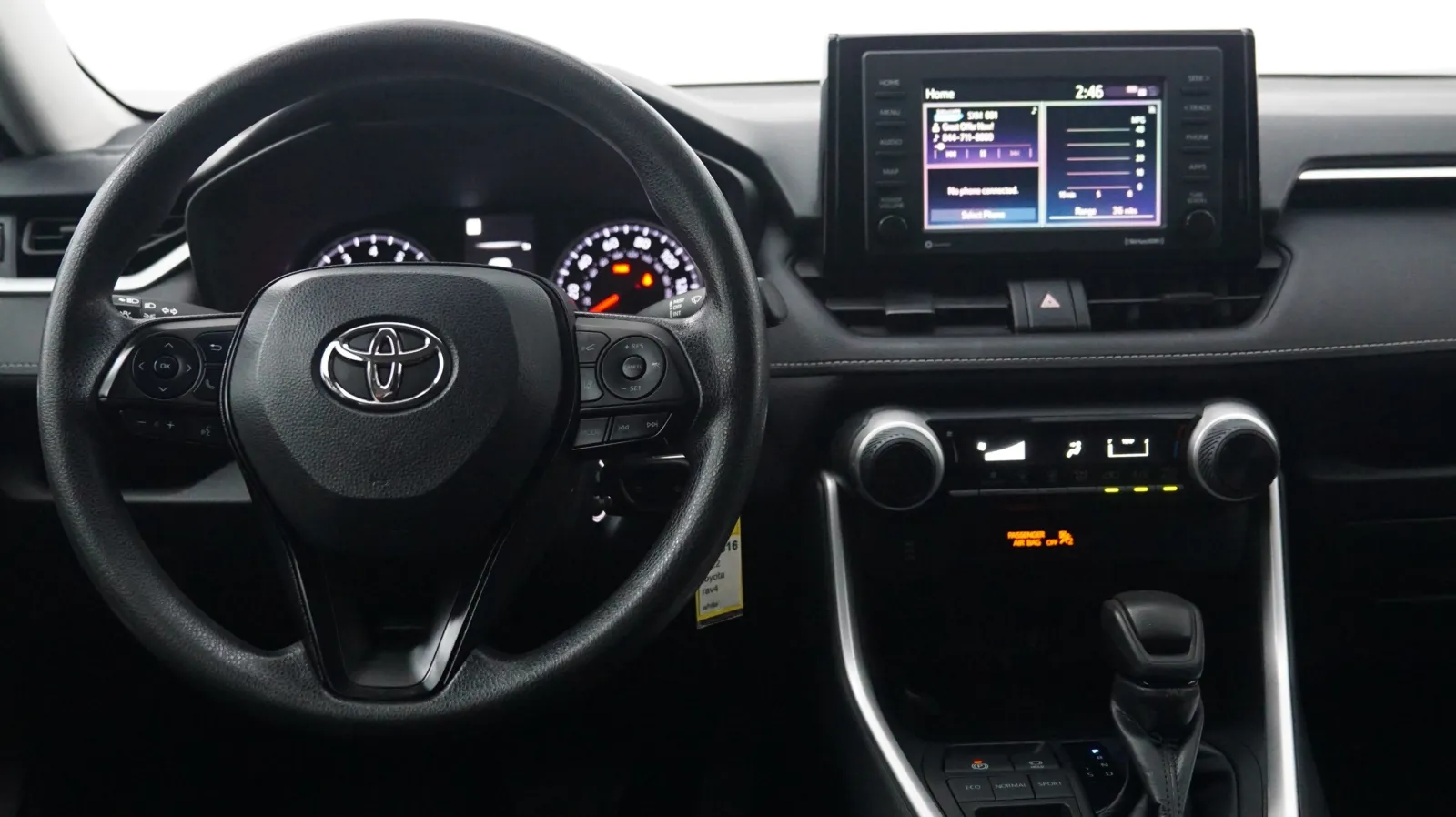 More photos of 2022 Toyota RAV4 LE at Auto City, CA