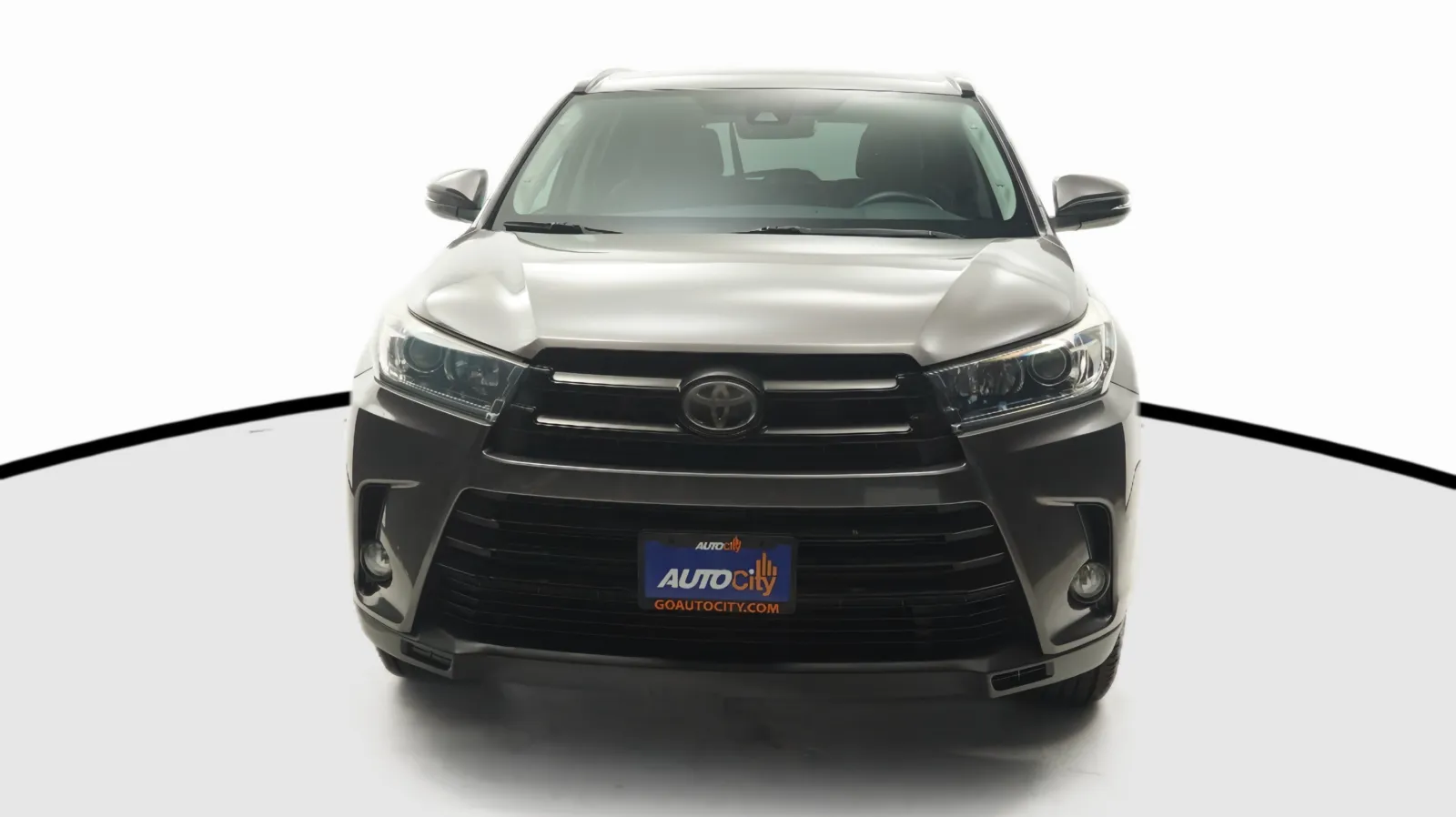 Another view of 2018 Toyota Highlander SE for sale in El Cajon, CA at Auto City