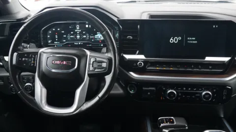 More photos of 2022 GMC Sierra 1500 SLT at Auto City, CA