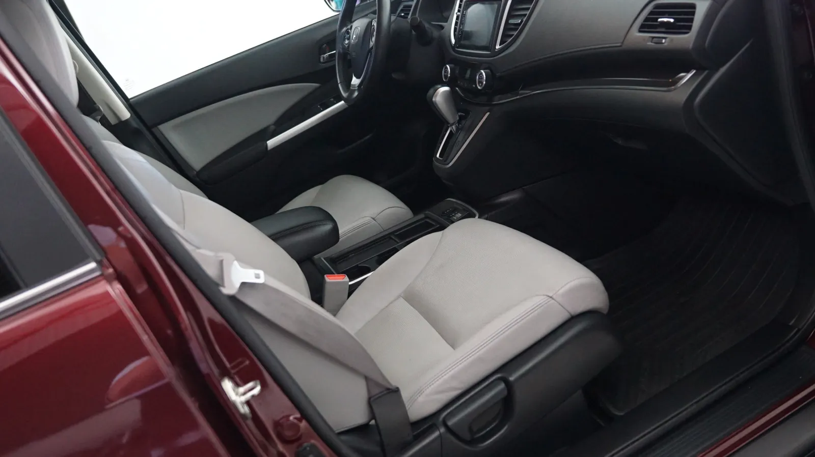 More photos of 2016 Honda CR-V EX-L at Auto City, CA