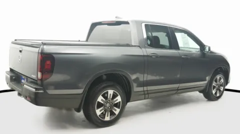 More photos of 2018 Honda Ridgeline RTL at Auto City, CA